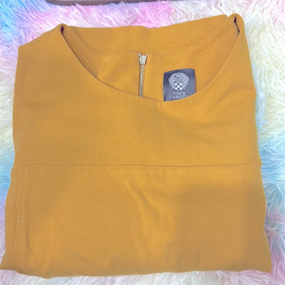 NWT 5 pieces Vince Camuto Crossbody ,Heels , Dress  Swimsuit, Sunglasses. Bundle - Picture 12 of 17